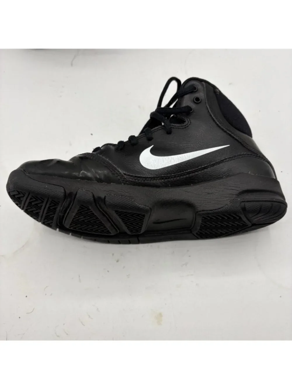 Nike Closer IV Boys GS Basketball Shoes Black White Sz 4Y 426524-012